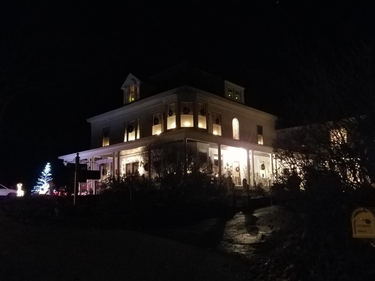 Bed and Breakfast The Perkins House Cornish Экстерьер фото